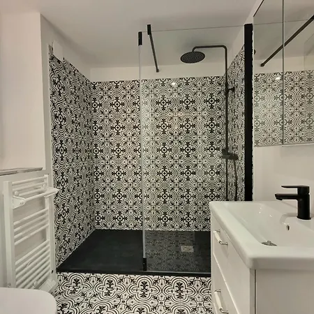 Holiday home Serenity House - Beautiful Town House With Terrace 6p