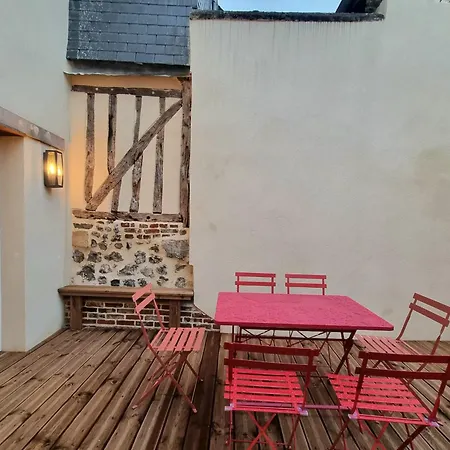 Serenity House - Beautiful Town House With Terrace 6p